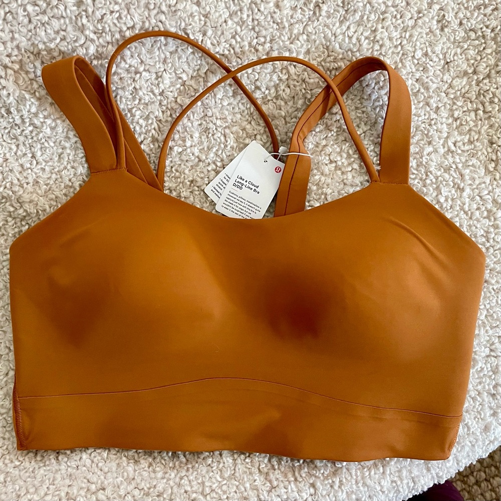 ✨NWT✨ lululemon // Like a Cloud Bra
